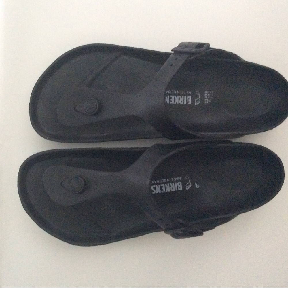 Birkenstock Gizeh Essentials sandals size 38 EUC